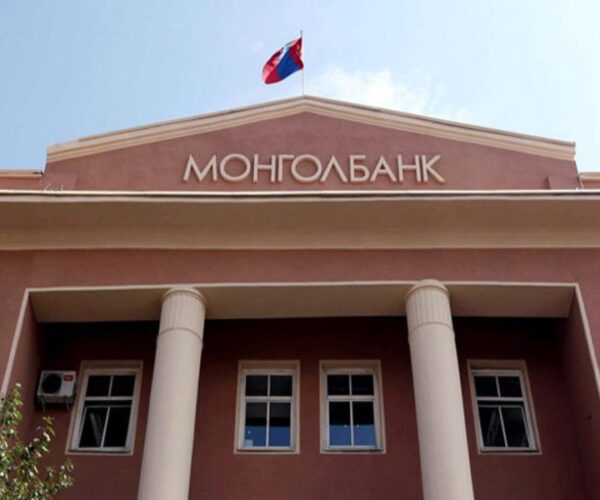Монгол банк он гарснаас хойш 14.8 тонн үнэт металь худалдан авчээ. Энэ нь 2019 оны мөн үеэс 5 тонноор өссөн үзүүлэлт болж байна.