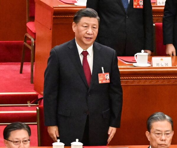 Ши Жиньпин парламентын чуулганыг хааж хэлсэн үгэндээ Тайванийн тусгаар тогтнолыг тууштай эсэргүүцэхээ амлав